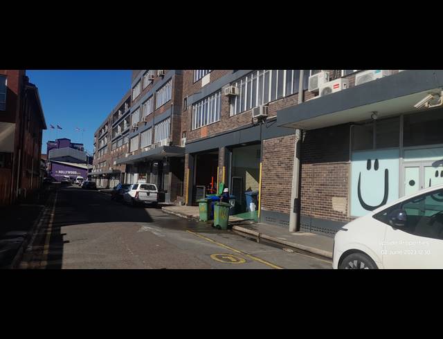120M² OFFICE TO LET IN STAMFORD HILL